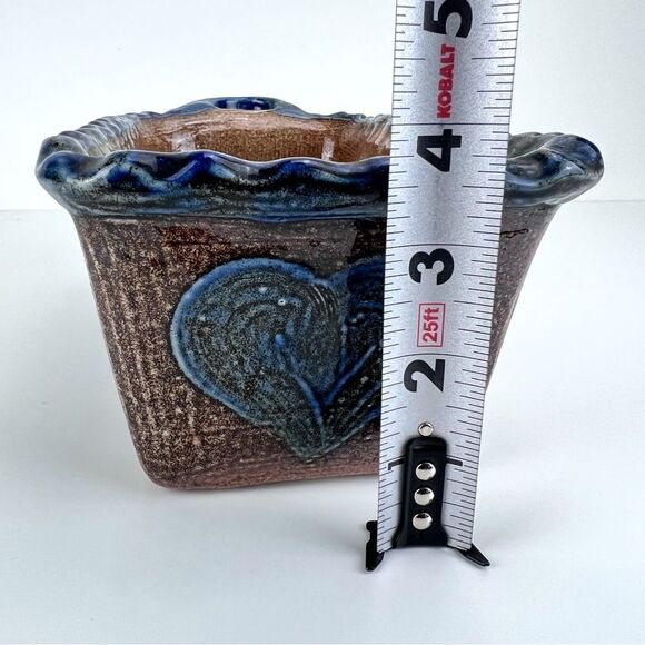 Salt of The Earth Stoneware Bakeware Pottery Guernsey Ohio Signed Blue Hearts - Picture 11 of 11